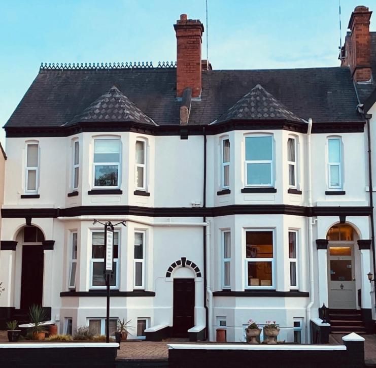 Cambridge Villa 沃里克 外观 照片
